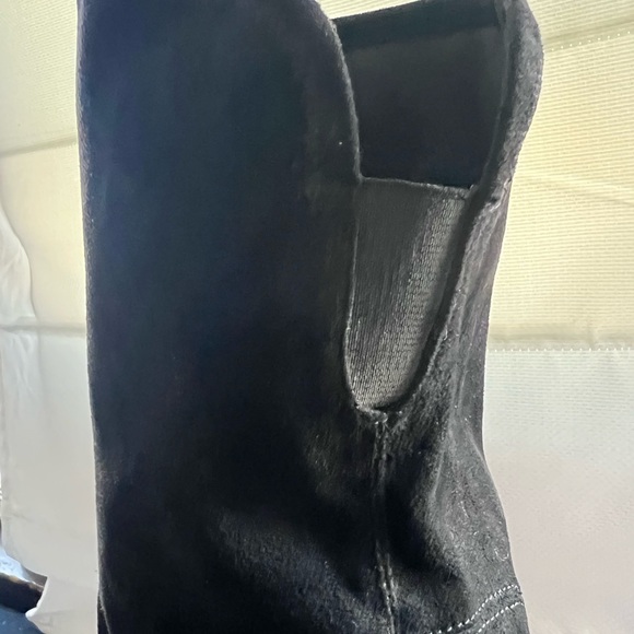 Marc Fisher Over-The-Knee Suede Pointed Toe Boots with chunky Heel in Black - Picture 4 of 7